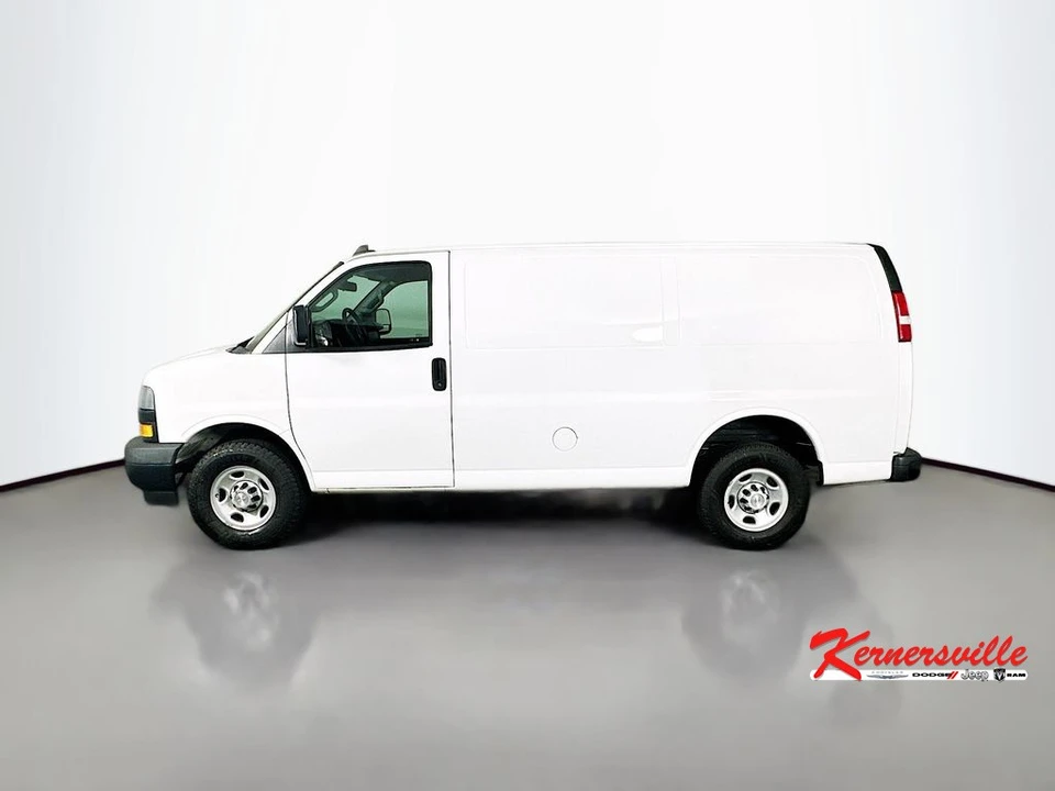 2019 Chevrolet Express - Image 4 of 21