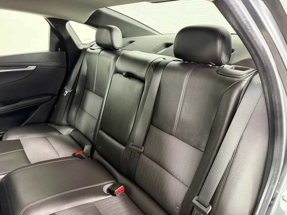 2019 Chevrolet Impala 10th Gen - Image 20 of 25