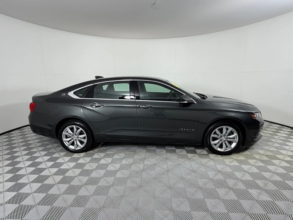 2019 Chevrolet Impala 10th Gen - Image 4 of 25
