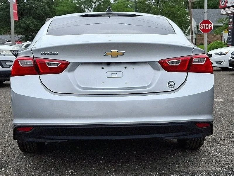 2019 Chevrolet Malibu - Image 6 of 12