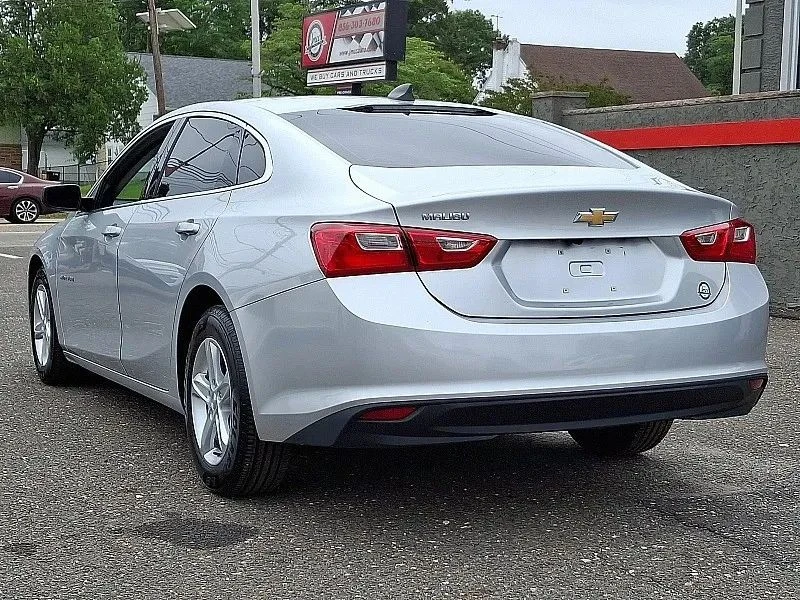 2019 Chevrolet Malibu - Image 5 of 12