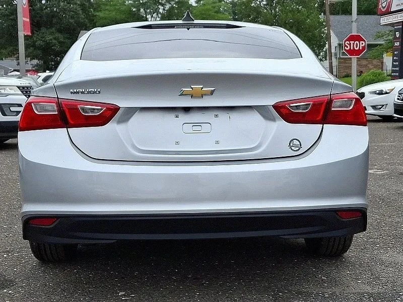 2019 Chevrolet Malibu - Image 6 of 12