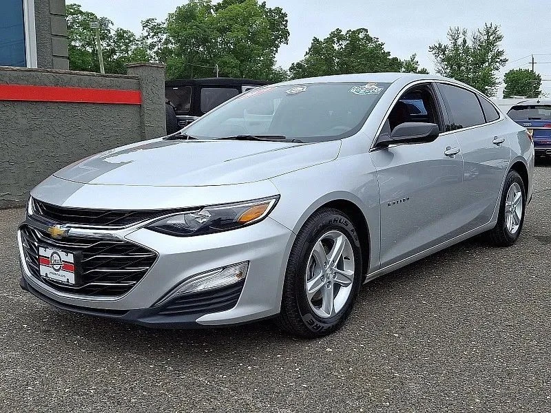 2019 Chevrolet Malibu - Image 4 of 12