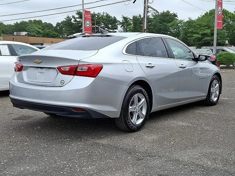 2019 Chevrolet Malibu - Image 7 of 12