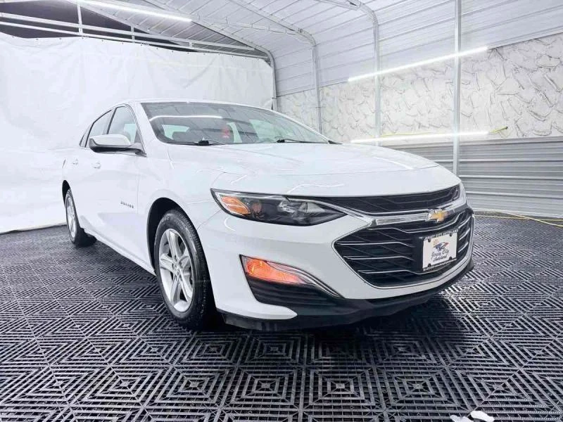 2019 Chevrolet Malibu - Image 9 of 12
