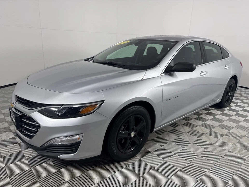 2019 Chevrolet Malibu - Image 9 of 12