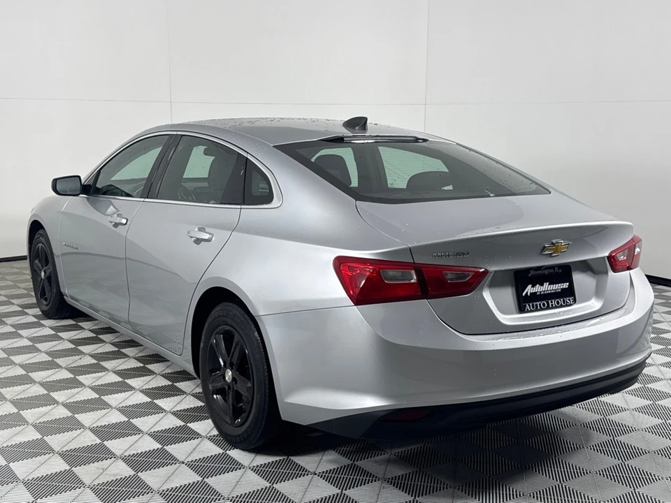 2019 Chevrolet Malibu - Image 7 of 12