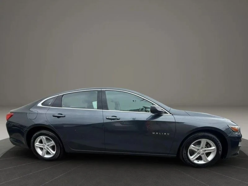 2019 Chevrolet Malibu - Image 4 of 12
