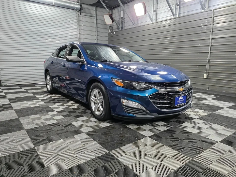 2019 Chevrolet Malibu - Image 4 of 12