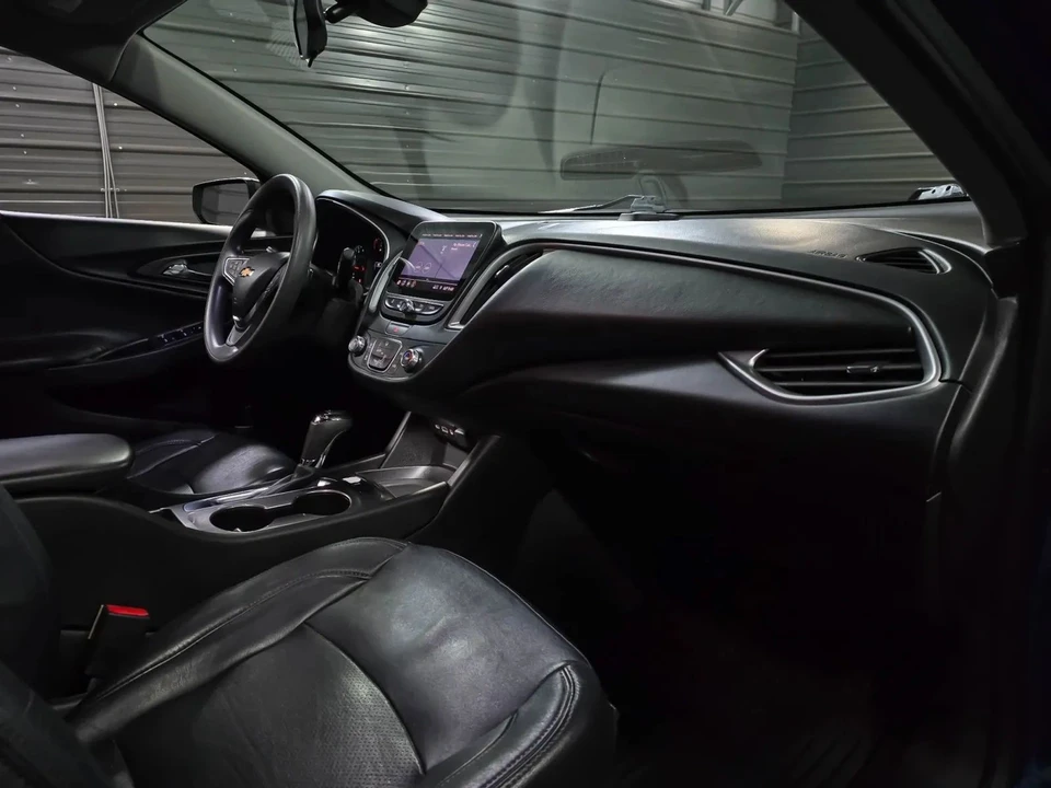 2019 Chevrolet Malibu - Image 12 of 12