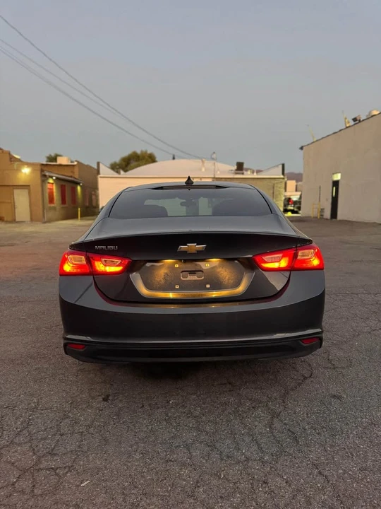 2019 Chevrolet Malibu - Image 5 of 10