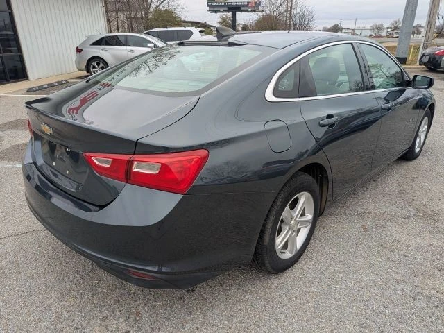 2019 Chevrolet Malibu - Image 8 of 19