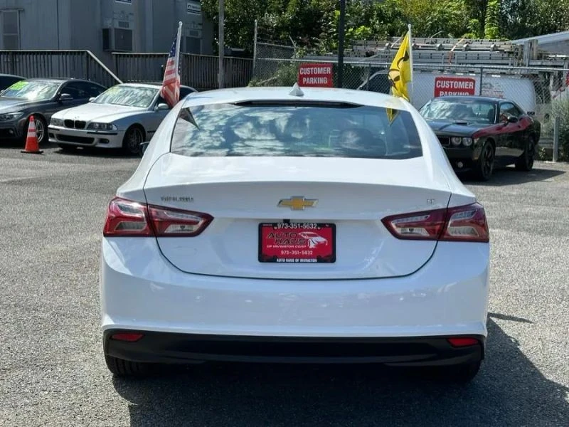 2019 Chevrolet Malibu - Image 5 of 12