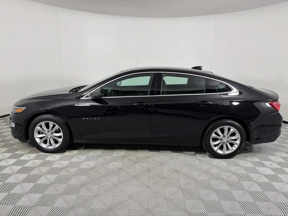 2019 Chevrolet Malibu - Image 7 of 12