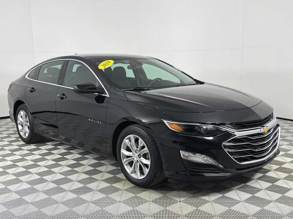 2019 Chevrolet Malibu - Image 3 of 12
