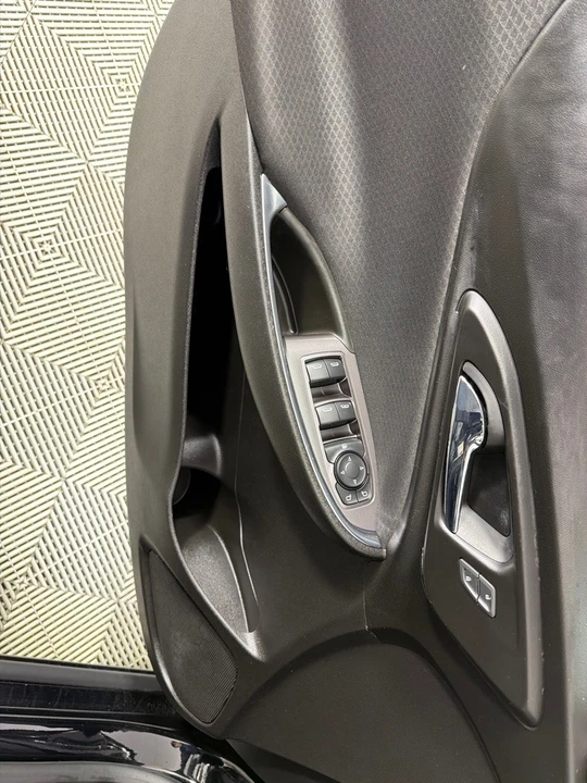 2019 Chevrolet Malibu - Image 11 of 12
