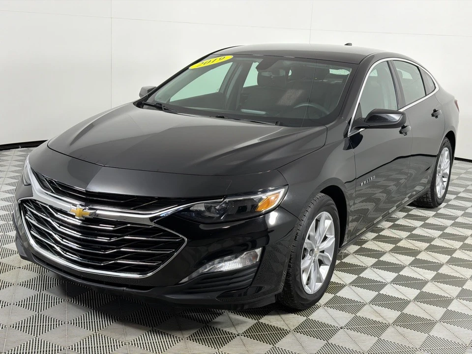 2019 Chevrolet Malibu - Image 9 of 12