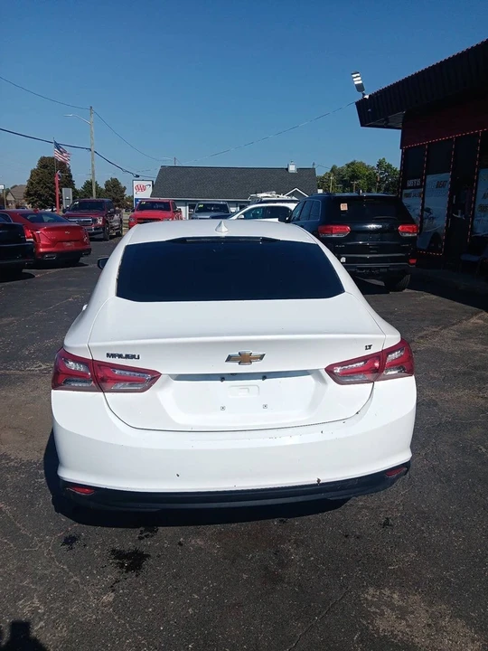 2019 Chevrolet Malibu - Image 4 of 12