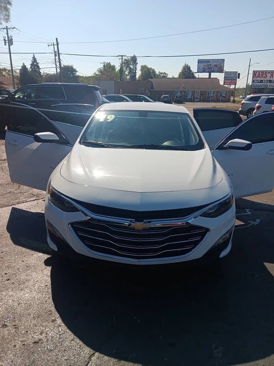 2019 Chevrolet Malibu - Image 3 of 12