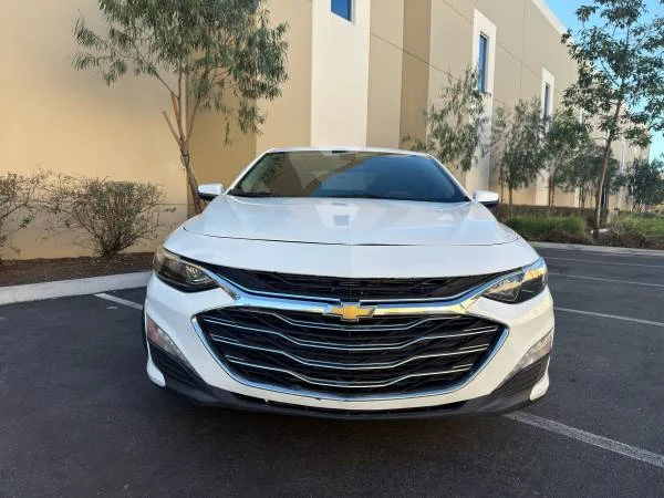 2019 Chevrolet Malibu - Image 2 of 14