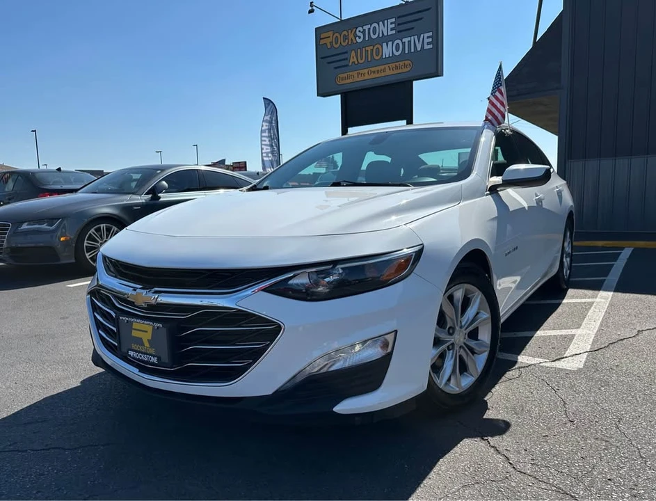 2019 Chevrolet Malibu - Image 2 of 20