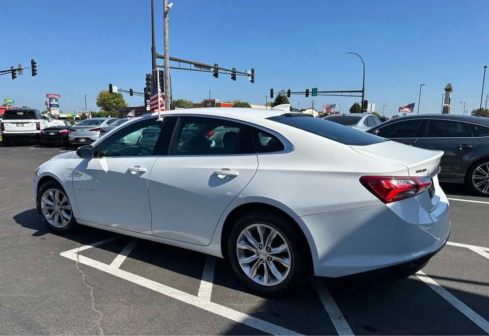 2019 Chevrolet Malibu - Image 7 of 20