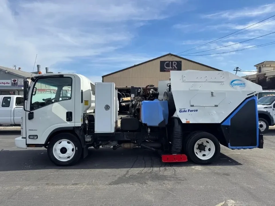 2019 Chevrolet - Image 3 of 16