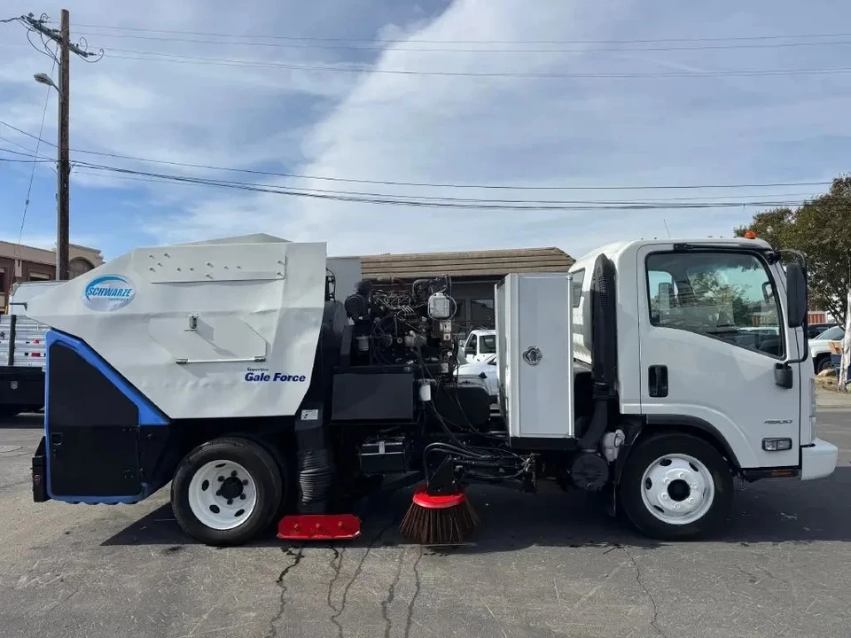 2019 Chevrolet - Image 6 of 16