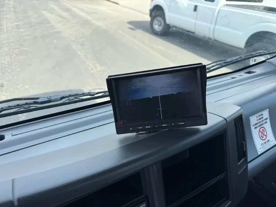 2019 Chevrolet - Image 10 of 16