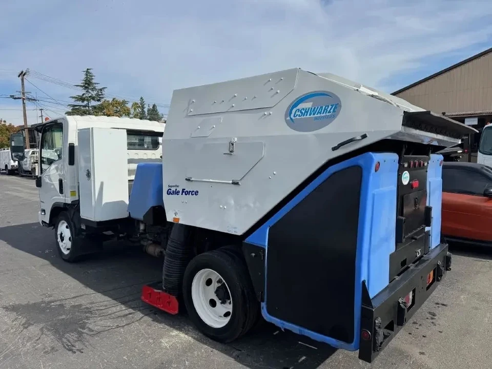 2019 Chevrolet - Image 9 of 16