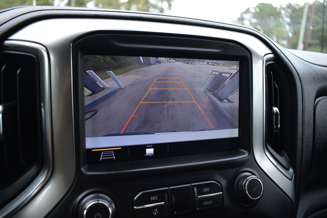 2019 Chevrolet Silverado 4th Gen - Image 14 of 20
