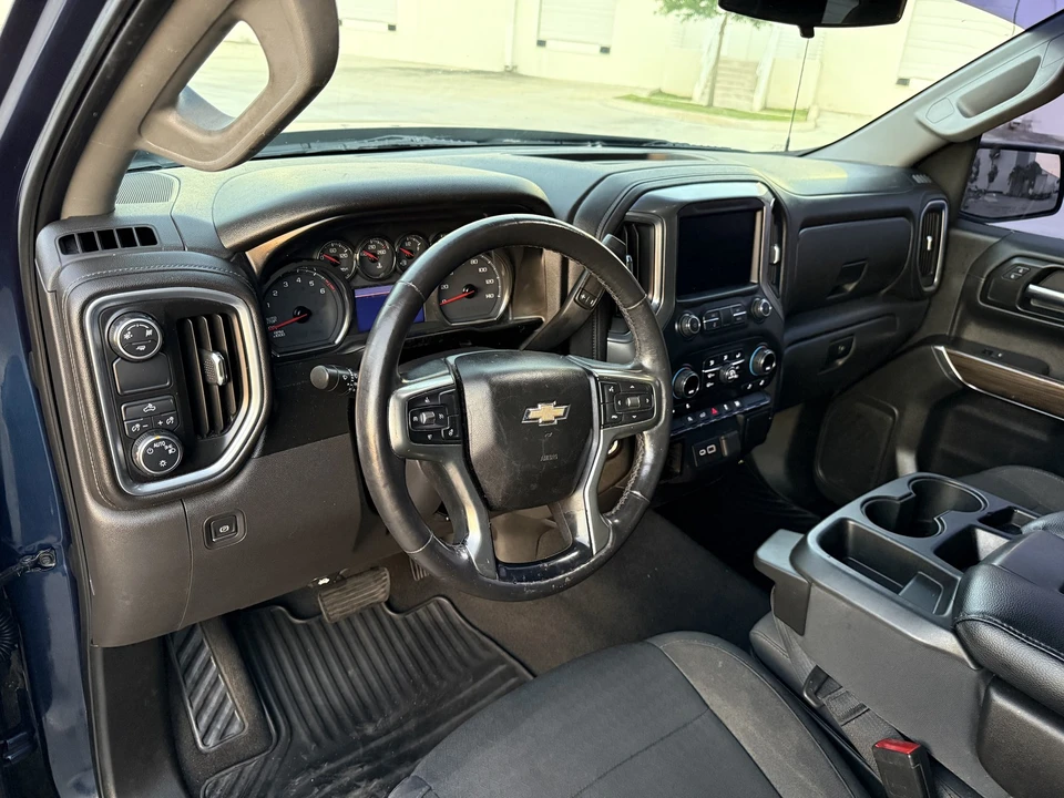 2019 Chevrolet Silverado 4th Gen - Image 11 of 21
