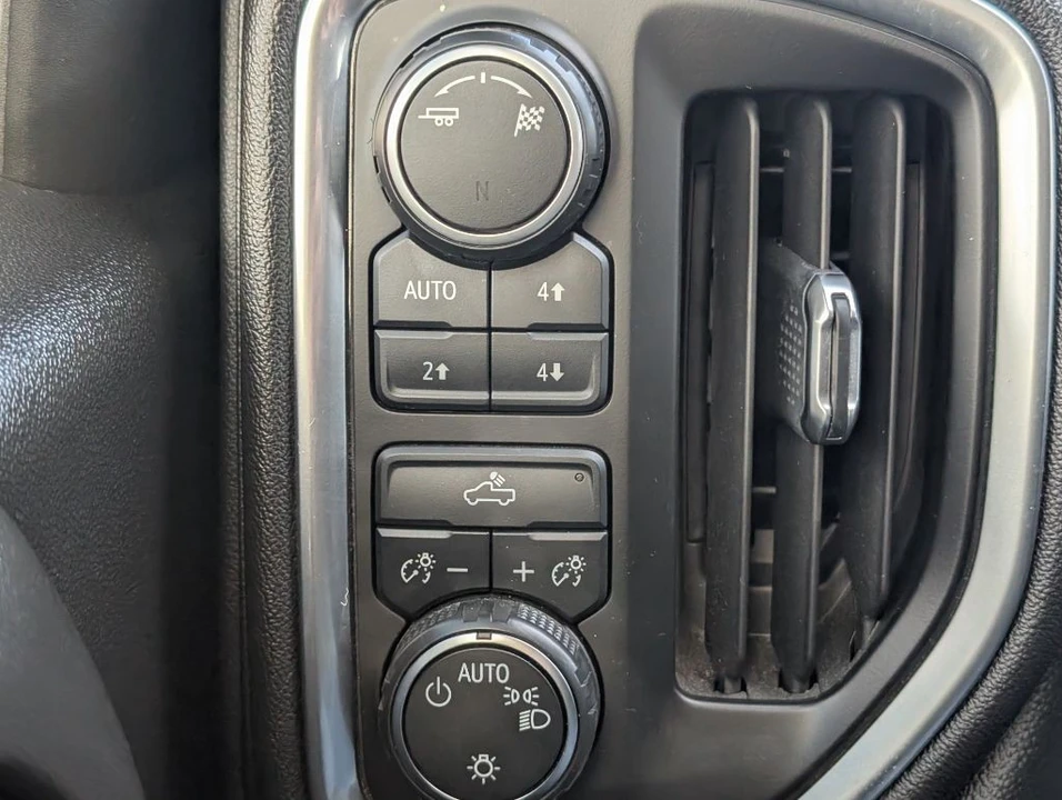 2019 Chevrolet Silverado 4th Gen - Image 12 of 21
