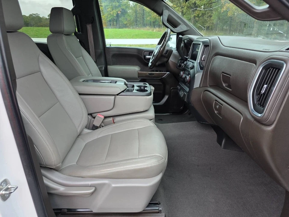 2019 Chevrolet Silverado - Image 17 of 21