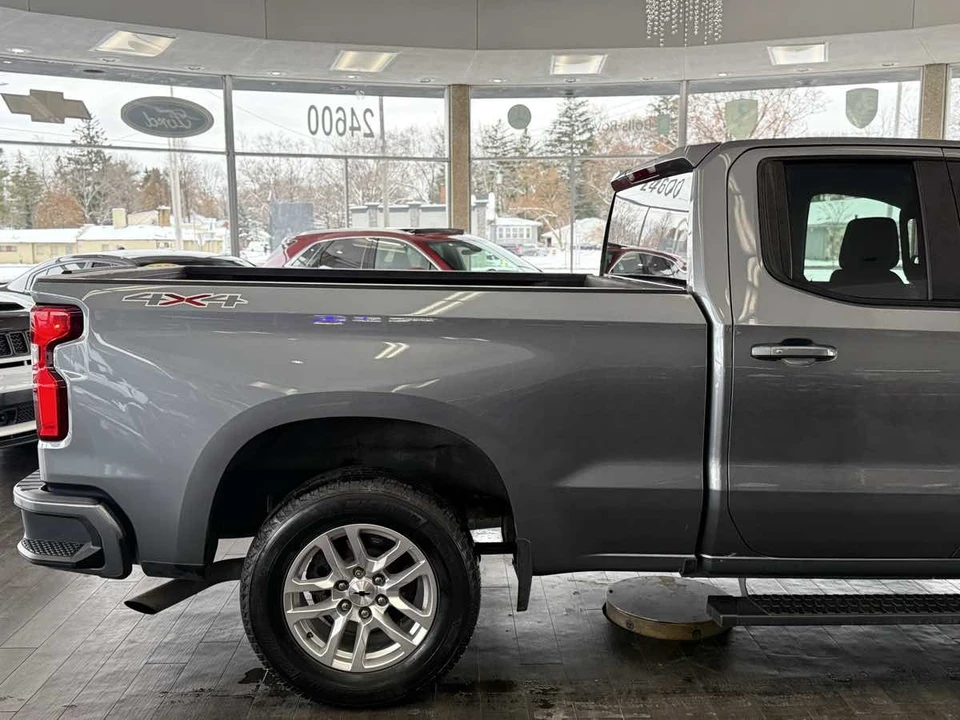 2019 Chevrolet Silverado 4th Gen - Image 15 of 21