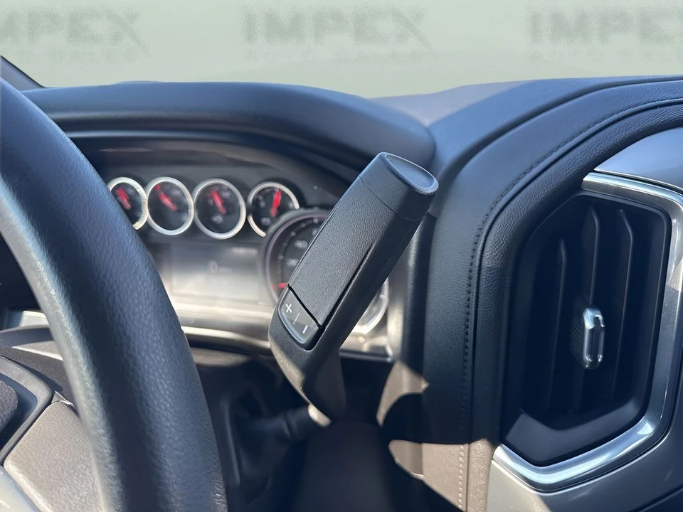 2019 Chevrolet Silverado 4th Gen - Image 15 of 21