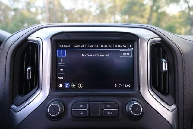 2019 Chevrolet Silverado 4th Gen - Image 17 of 21