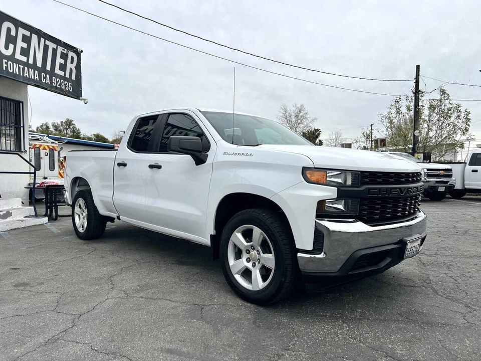 2019 Chevrolet Silverado 4th Gen - Image 3 of 21