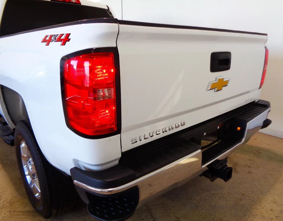 2019 Chevrolet Silverado Heavy Duty 3rd Gen - Image 10 of 21