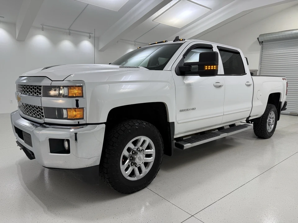 2019 Chevrolet Silverado Heavy Duty 3rd Gen - Image 3 of 12