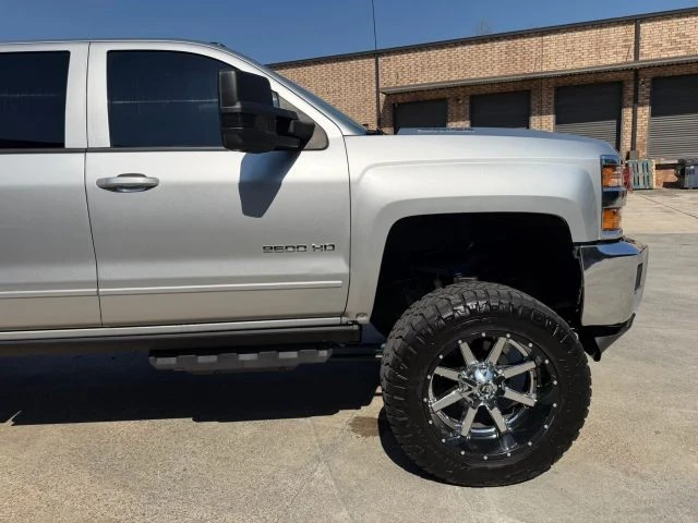 2019 Chevrolet Silverado Heavy Duty 3rd Gen - Image 10 of 21