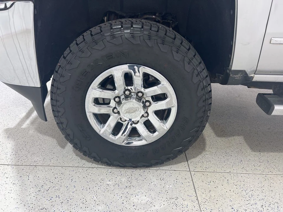 2019 Chevrolet Silverado Heavy Duty 3rd Gen - Image 26 of 27