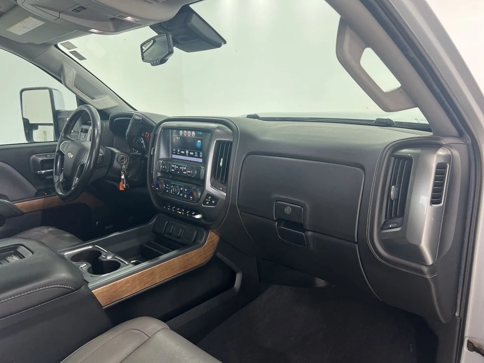 2019 Chevrolet Silverado Heavy Duty 3rd Gen - Image 23 of 27