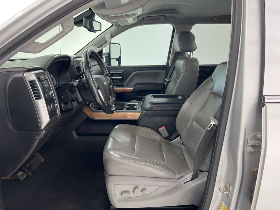 2019 Chevrolet Silverado Heavy Duty 3rd Gen - Image 15 of 27