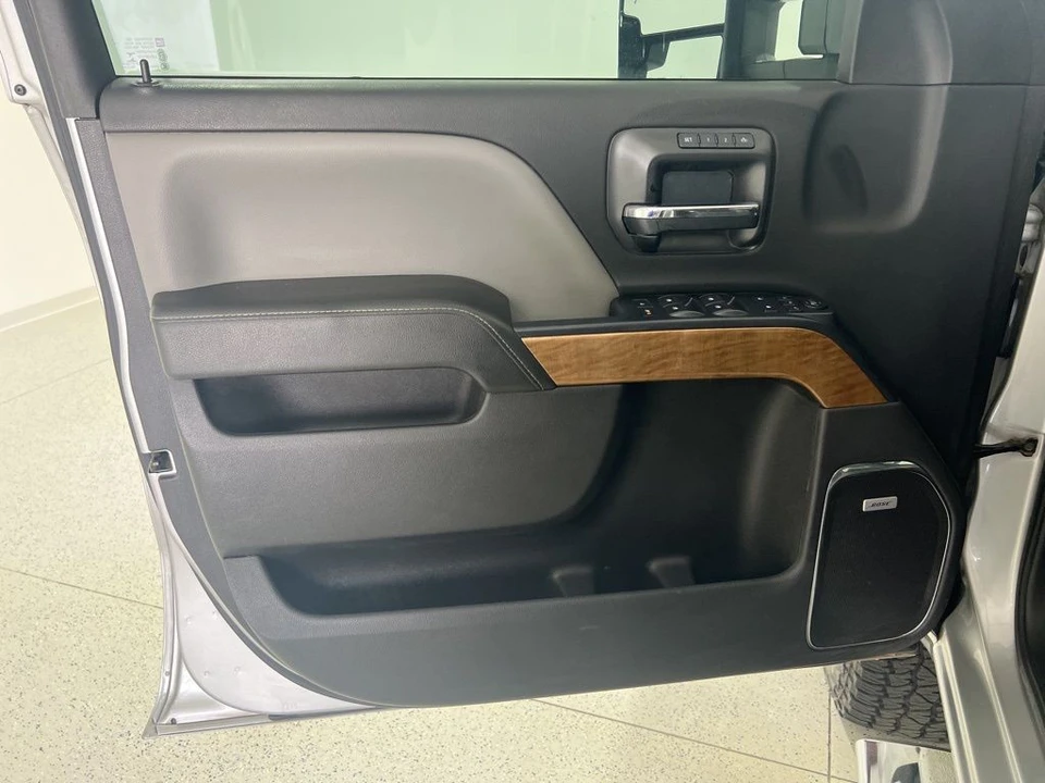2019 Chevrolet Silverado Heavy Duty 3rd Gen - Image 17 of 27