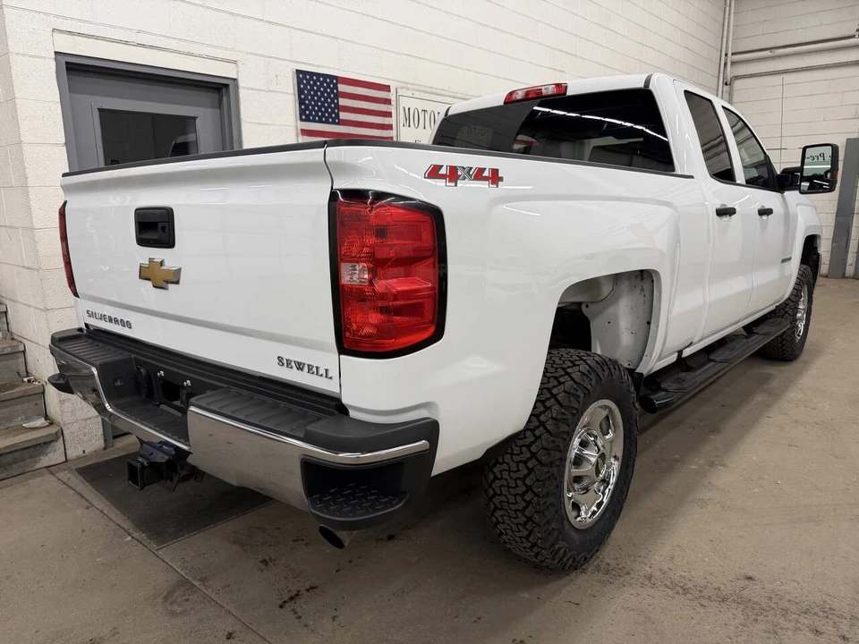 2019 Chevrolet Silverado Heavy Duty 3rd Gen - Image 2 of 12