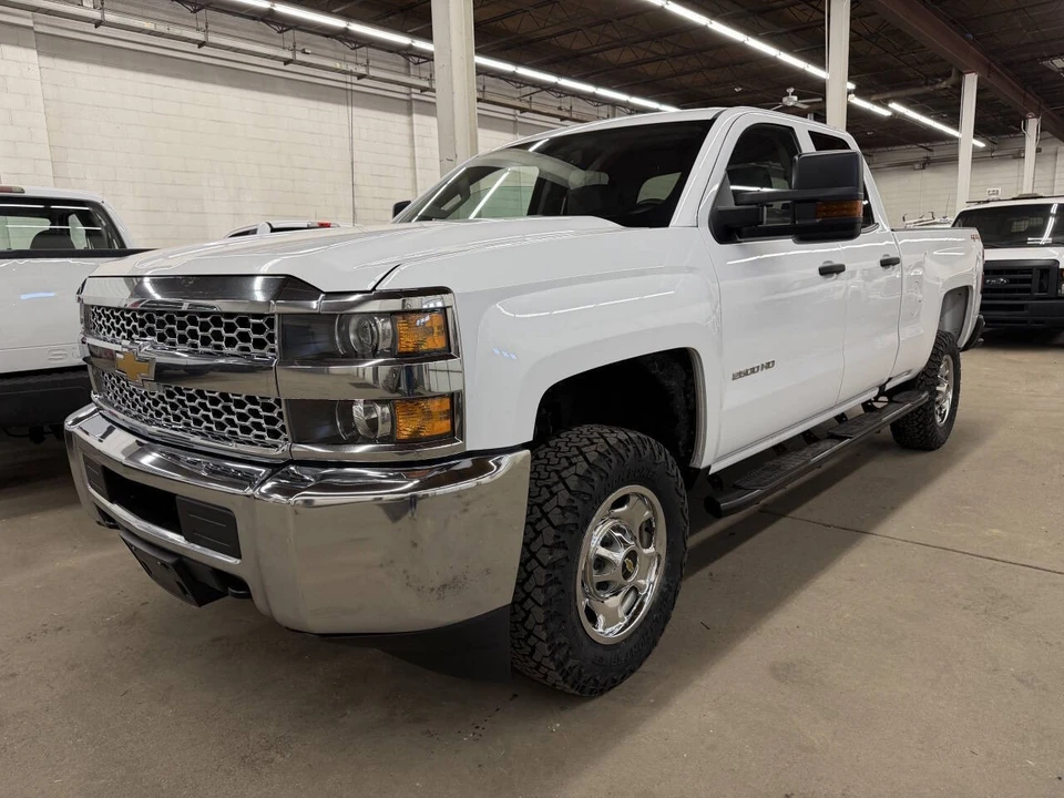 2019 Chevrolet Silverado Heavy Duty 3rd Gen - Image 3 of 12