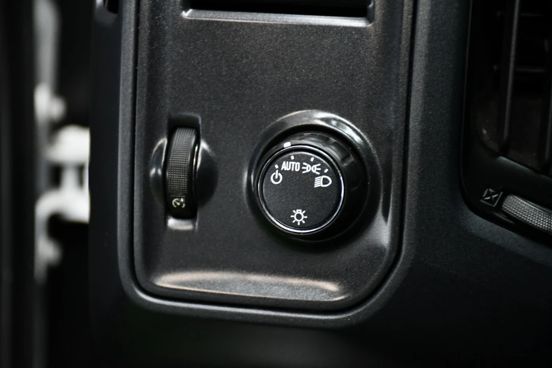 2019 Chevrolet Silverado Heavy Duty 3rd Gen - Image 18 of 21