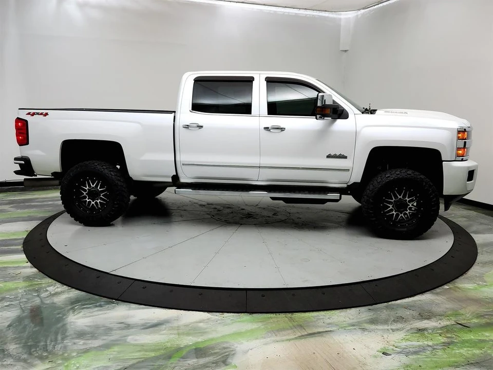 2019 Chevrolet Silverado Heavy Duty 3rd Gen - Image 4 of 12