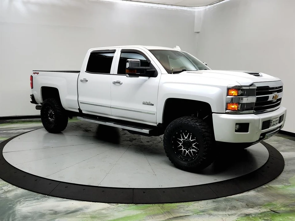 2019 Chevrolet Silverado Heavy Duty 3rd Gen - Image 3 of 12